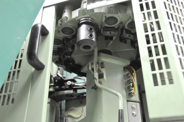 Горизонтальный станок c ЧПУ Maho MH 500 W CNC
