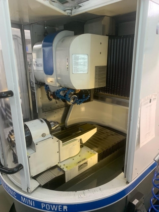 Инструментально-шлифовальный станок WALTER Helitronic Mini Power