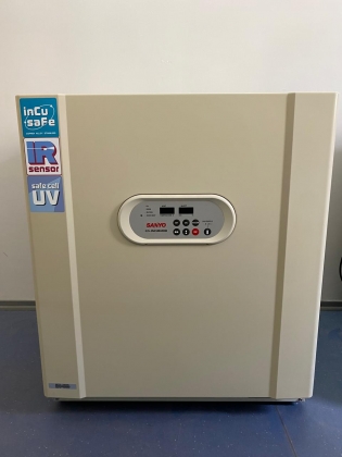 Углекислотный CO2 инкубатор SANYO MCO-20AIC