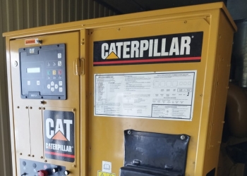 Дизельный генератор (ДЭС, ДГУ) CAT C18 473кВт в контейнере