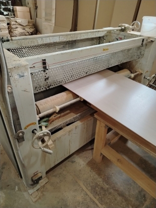 Клеенаносящий станок Velberg R1350