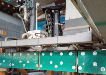 Оборудование для изготовления СИП панелей  *автомат. клеенамазка, вакуумный пресс, сборочный стол, вакуумный насос, лебёдка, мембранный насос