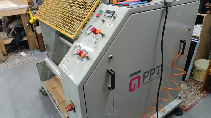 Станок для нарезки пленки ПВХ.