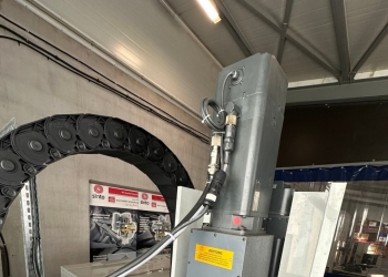 Bridgeport VMC760 вертикально-фрезерного обрабатывающего центра с ЧПУ