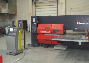 Револьверно-вырубной станок EUROPE 258 с ЧПУ