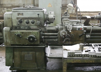 Токарно-винторезный станок 1К62 (2шт. - 1989,1987г.г.)