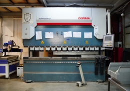 Durma AD-R 30100 с чпу DT-10 Пресс листогибочный