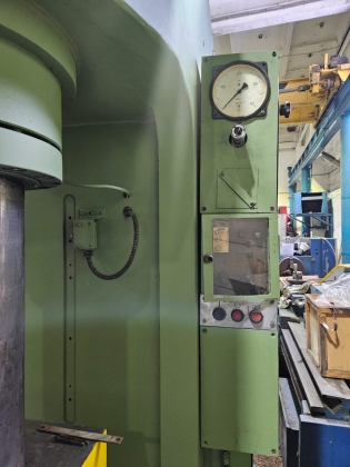 Пресс гидравлический П6332Б, усилием 160 тонн