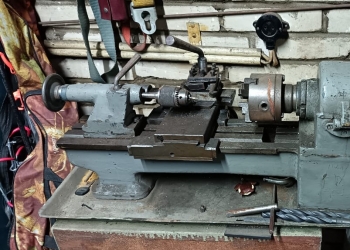 Токарный станок