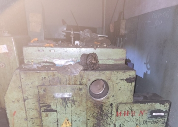 Токарно-винторезный станок ДИП-300