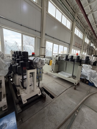 Линия по производству армированного полиэтилена