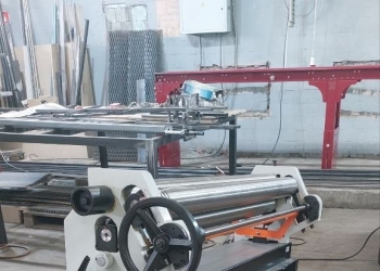 Вальцовочный электромеханический станок STALEX ESR-1300Х1.5