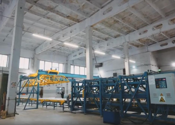 Линия по производству сэндвич-панелей ЛП 12М