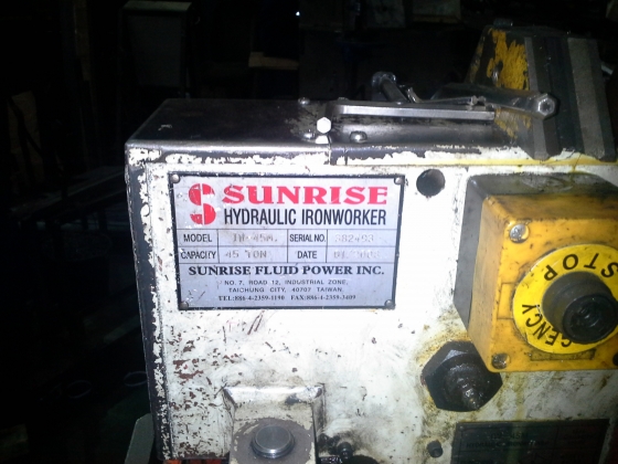 Продам Пресс-ножницы Sunrise IW-45М