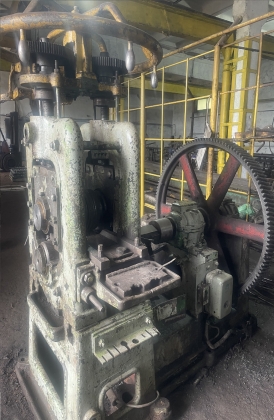 Прокатной станок ДУО ( 2 валковый) для прокатки арматуру и любого фасонного профиля