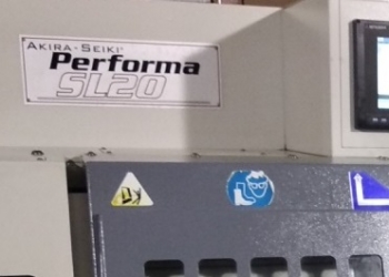 Akira-Seiki SL-20 Токарный обрабатывающий центр