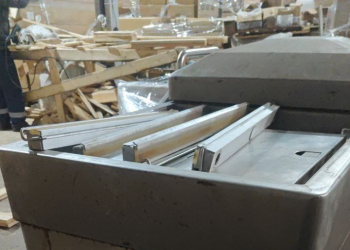 DZ-510/2SA (HVC-510S/2A) SS (нерж.) Напольная двухкамерная вакуум-упаковочная машина