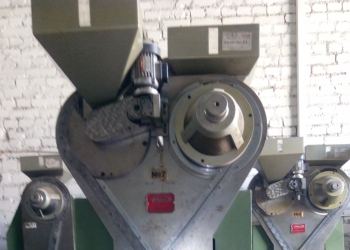 Автоматическая машина для сборки металлических заклепок HAS 50 (HAWAI – Италия)