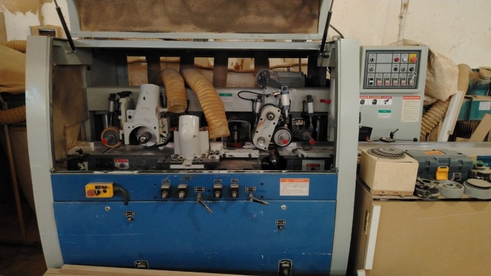 Четырехсторонний строгальный станок QMB418E