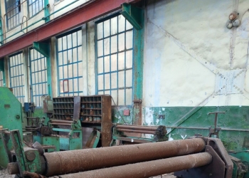 Машина листогибочная трехвалковая И 220А