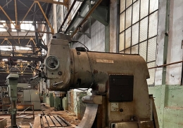 Вертикально-фрезерный станок СФ-40ПФ-1