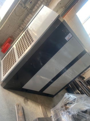 Оптоволоконный станок лазерной резки металла