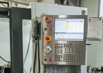 Вертикально-фрезерный обрабатывающий центр haas VM-3