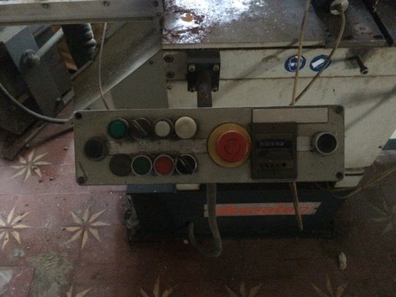 пильный автомат SA 142/25, фирмы Elumatec