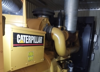 Дизельный генератор (ДЭС, ДГУ) CAT C18 473кВт в контейнере