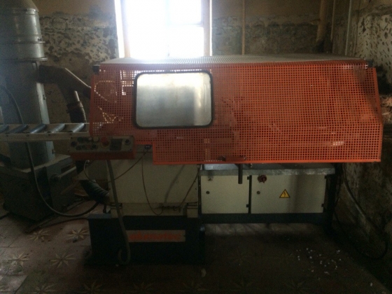 пильный автомат SA 142/25, фирмы Elumatec