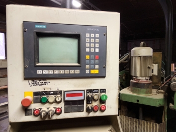 Угловой оконный центр Weinig Unicontrol 10