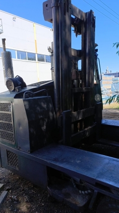 Боковой погрузчик Combilift C8000 с дизельным двигателем