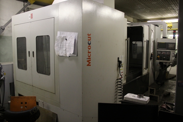 Вертикальный обрабатывающий центр с ЧПУ мод. VMC-1600F,  Производитель: Buffalo Machinery Co., Ltd.  (Тайвань)