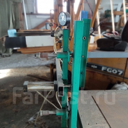 Оборудование для изготовления СИП панелей  *автомат. клеенамазка, вакуумный пресс, сборочный стол, вакуумный насос, лебёдка, мембранный насос