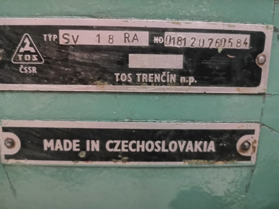 ТОКАРНЫЙ станок TOS SV-18RA (1250 мм) из НИИ с ЛЮНЕТАМИ и ОСНАСТКОЙ