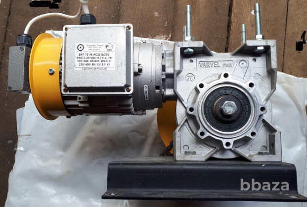 Лебедка электрическая ЛЭЗ-100-0,8-13-П 0.75 kW , 1380 об/мин , IP 55 , S1