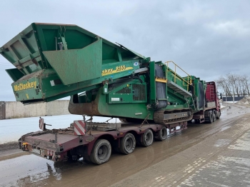 Мобильный первичный грохот McCloskey R155 бывший в употреблении