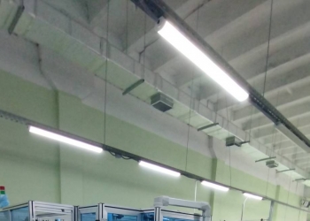 Оборудование для производства халатов из нетканых материалов