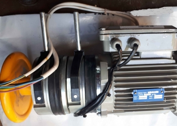 Асинхронный электродвигатель MCFA 90LSV,1,5kW 40004-SV-GR-DB с электромагнитным тормозом