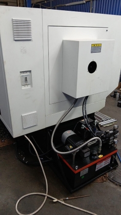 Токарный станок на горизонтальной станине IRONMAC IT- 560, W23523