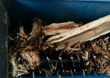 Шредер (измельчитель) крупногабаритных отходов производительность до 20 т/ч на деревянной шпале
