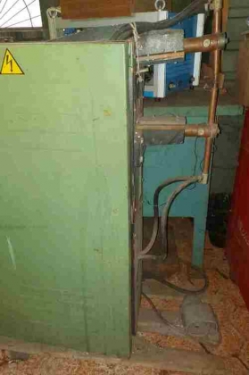 Машина контактной сварки МТР-1201