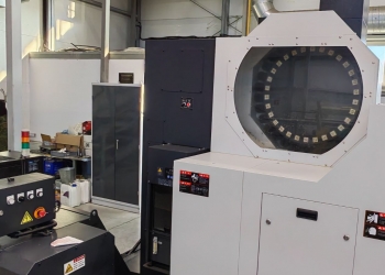 Вертикальный фрезерный обрабатывающий центр SMEC MCV 5500