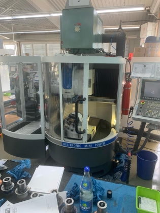 Инструментально-шлифовальный станок WALTER Helitronic Mini Power