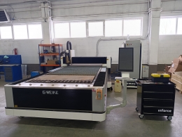 Установка лазерной резки GWEIKE LF3015CN 2000ВТ RAYCUS