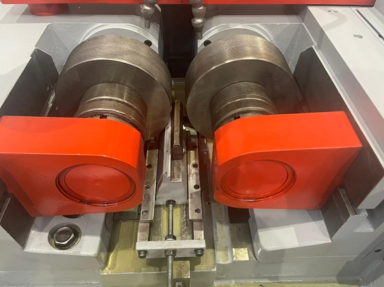 Резьбонакатной станок UPW 25