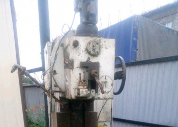 Консольно-фрезерный вертикальный станок FSS-400
