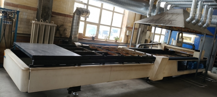 Установка лазерной резки Bodor E3015