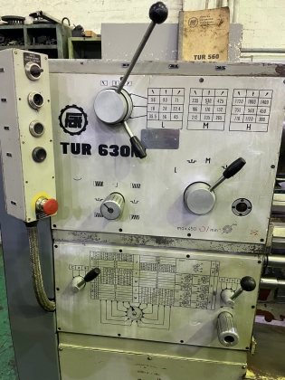 Универсальный Токарный станок TUR-630M. РМЦ 2000 мм