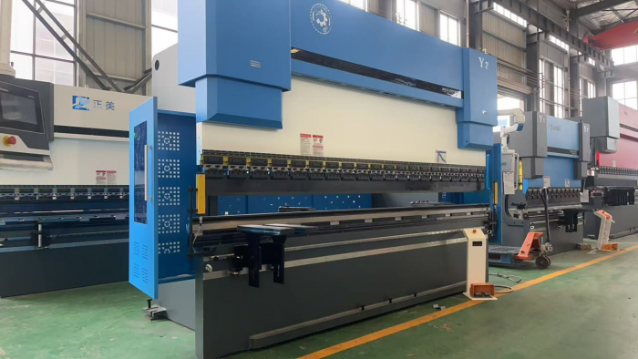 WE67K100T3200 сервогидравлический гибочный станок с ЧПУ